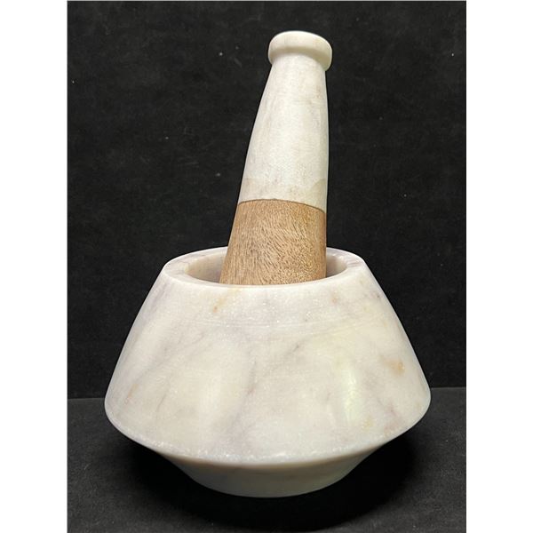 Stone/Wood Mortar & Pestle Approx:  5"W 3"T