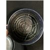 Image 3 : Vintage Large Blue Metal Speckled Canning Canner Pot w/rack insert