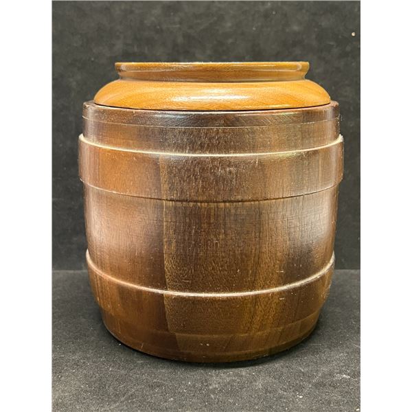 Genuine Walnut Wood Tobacco Humidor Approx: 6"T 5.5"W