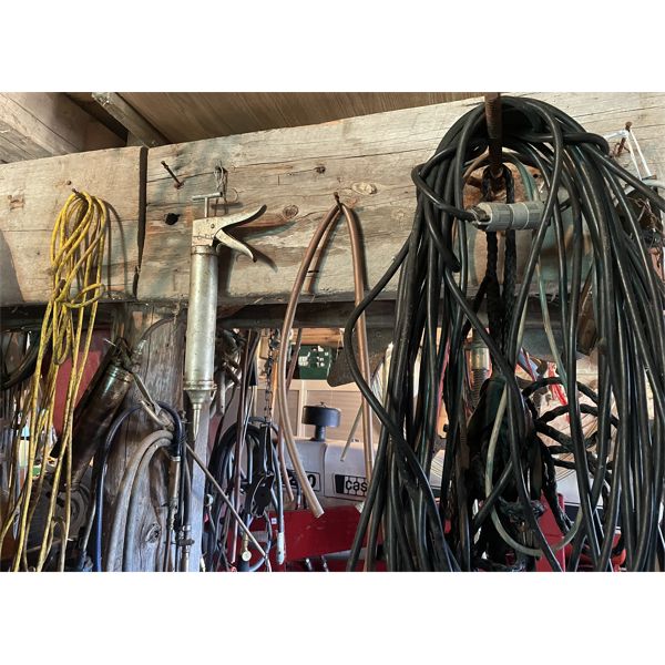 JOB LOT - QTY EXT CORDS & HYD HOSE, ETC - SEE ALL PICS