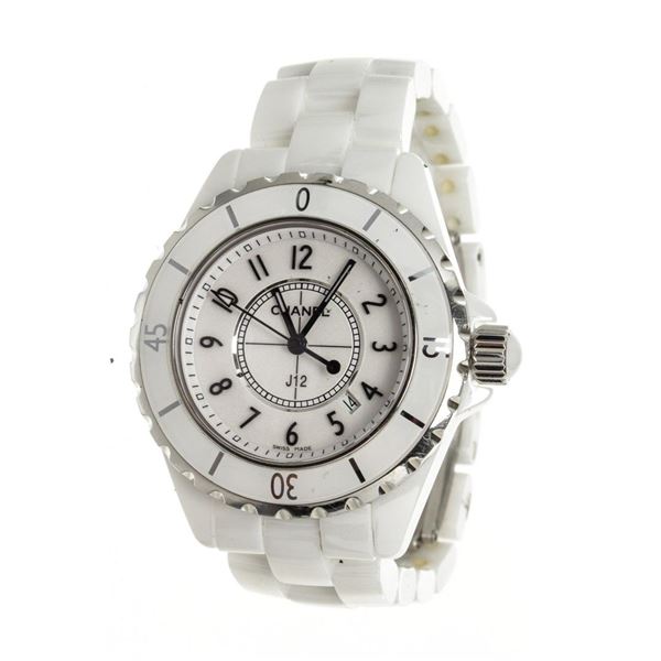 Chanel White Ceramic W/Extra Links Watch