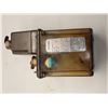 Image 8 : (4) Showa # SSMA 3 30 Lube Units