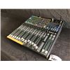 Image 2 : SOUNDCRAFT SI COMPACT DIGITAL LIVE SOUND CONSOLE WITH CARRY CASE