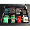 Image 2 : GIG BAG WITH 8 MIXED EFFECTS PEDALS