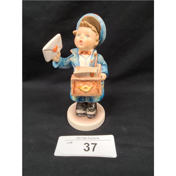 VINTAGE "POSTMAN" HUMMEL APPROX 5.75"