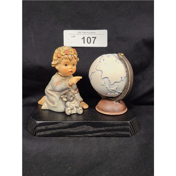 VINTAGE EXCLUSIVE HUMMEL CLUB HUMMEL OF THE WORLD "AUSTRALIAN WANDERER" APPROX 6" X 5.5"