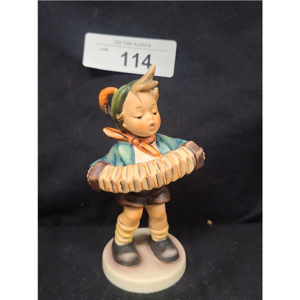 VINTAGE "BOY WITH ACCORDIAN" HUMMEL APPROX 5"