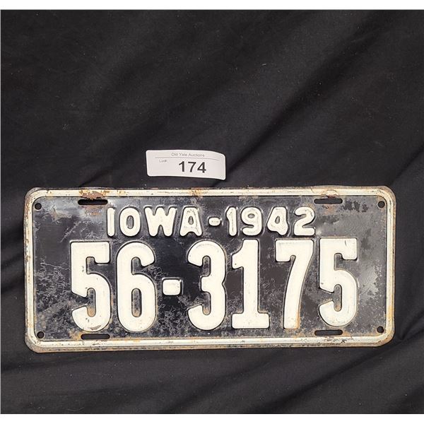 1942 IOWA LICENSE PLATE