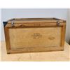 Image 3 : CANADIAN ARMED FORCES HOSPITAL BANDAGES WOOD CRATE-EMPTY