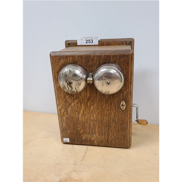 ANTIQUE OAK WALL CRANK WALL TELEPHONE