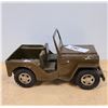 Image 2 : VINTAGE PRESSED STEEL JEEP