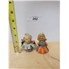 Image 2 : TWO VINTAGE HUMMEL FIGURINES