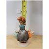Image 2 : VINTAGE GIRL W/LAUNDRY BAGS HUMMEL FIGURINE APPROX 5.5"