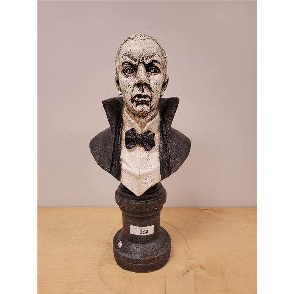 LARGE DRACULA BUST