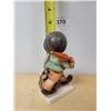 Image 2 : VINTAGE LARGE "MERRY WANDER" HUMMEL FIGURINE APPROX 5"
