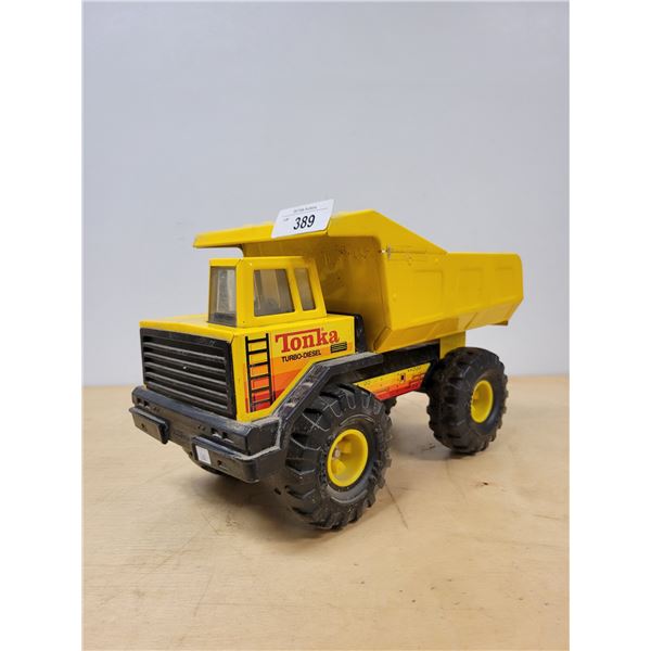 LARGE TONKA TURBO DIESEL DUMPTRUCK