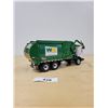 Image 2 : FIRST GEAR MACK WASTE MANAGEMENT DIE CAST TRUCK