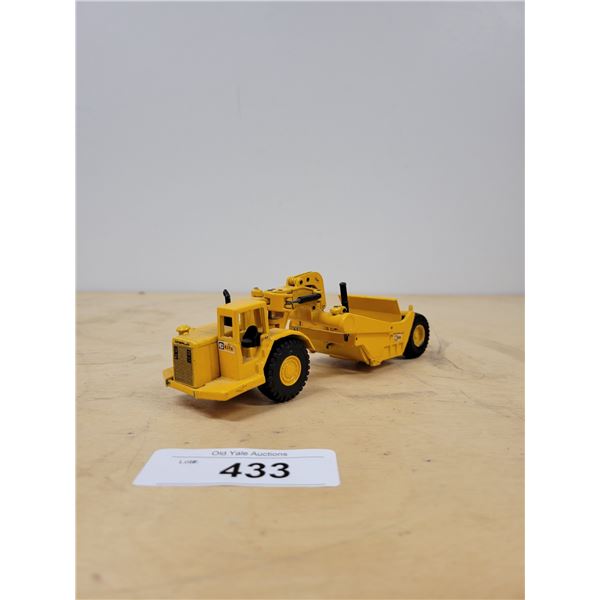 CATERPILLAR 631D DIE CAST EARTH MOVER