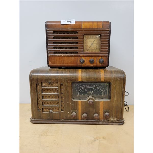 TWO VINTAGE WOOD CABINET RADIOS