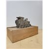 Image 2 : METAL LOCOMOTIVE IN WOOD BOX