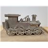 Image 3 : METAL LOCOMOTIVE IN WOOD BOX