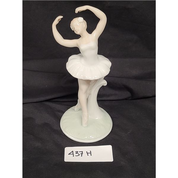 BALLERINA FIGURINE BY OTIGIRI