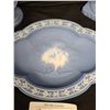 Image 2 : THREE VINTAGE AVON COLLECTIBLES