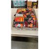 Image 1 : TRAY OF NEW HAND WARMERS