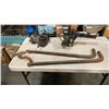 Image 1 : HUSKY ADJUSTABLE HITCH WITH STABILIZER BARS AND CLAMPS