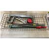 Image 2 : 2 TRAYS OF 3 1/2" NAILS, AUGER BITS AND MORE