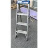 Image 2 : 4FT ALUMINUM A FRAME LADDER