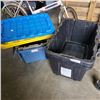 Image 1 : 5 TOTES, ALL WITH LIDS, 2 WITH BUILT IN LIDS, 3 102 LITER HDX TOUGH TOTES