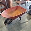 Image 1 : METAL WHEEL BARROW