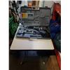 Image 1 : SENCO DURASPIN AUTO FEEDD SCREWDRIVER WITH ATTACHMENTS