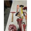 Image 2 : LOT OF SLEDGE HAMMERS, SAWS, PIPE WRENCHES, BLOCK AND TACKLE PULLEY WITH HOOK