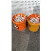 Image 2 : 5 SHEETS OF PEGBOARD WITH 2 BUCTS OF PEGBOARD HOOKS