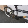 Image 3 : BLACK AVIGO BIKE