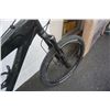 Image 4 : BLACK NO BRAND BIKE