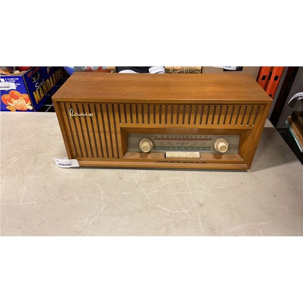 BLAUPUNKT PARIS 22153 RADIO - NOT WORKING