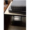 Image 3 : 100 NEW ABSORBANT LARGE SPILL PADS AND 3 NEW WATERPROOF FOLDING PADS