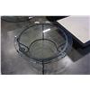 Image 2 : ROUND METAL BASE GLASSTOP COFFEE TABLE