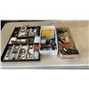 Image 1 : 3 TRAYS OF VARIOUS COLLECTIBLES