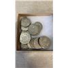 Image 2 : 20 (2) SCHILLING COINS 10 KING AND 10 QUEEN