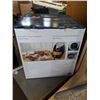 Image 2 : USED INISGNIA 5L DIGITAL CONTROL AIR FRYER - TESTED WORKING