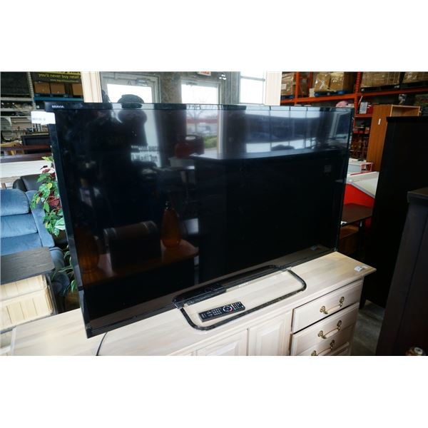 SONY 60 INCH TV