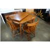 Image 2 : MAPLE DINING TABLE AND 4 CHAIRS