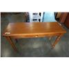 Image 2 : OAK HALL TABLE