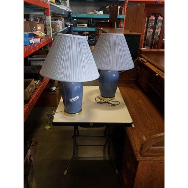 PAIR OF BLUE CERAMIC TABLE LAMPS