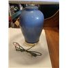 Image 3 : PAIR OF BLUE CERAMIC TABLE LAMPS