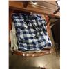 Image 1 : 2 BROOKSTONE  HEATED BLANKETS 50" X 60" BOTH WORKING ONE CORD